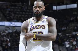 开云体育中国-篮网三分手伤愈回归，将提升球队进攻火力