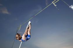 开云体育入口-伊布统治级数据闪耀，巴黎封锁阿尔及利亚背后的足球与政治隐喻