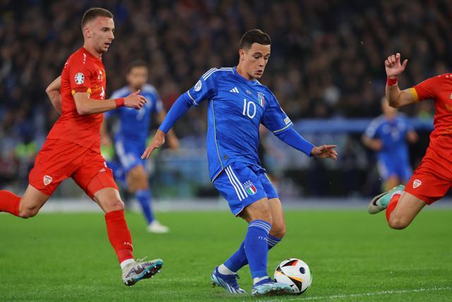 瑞典队激战乌克兰，欧预赛关键之际表现抢眼