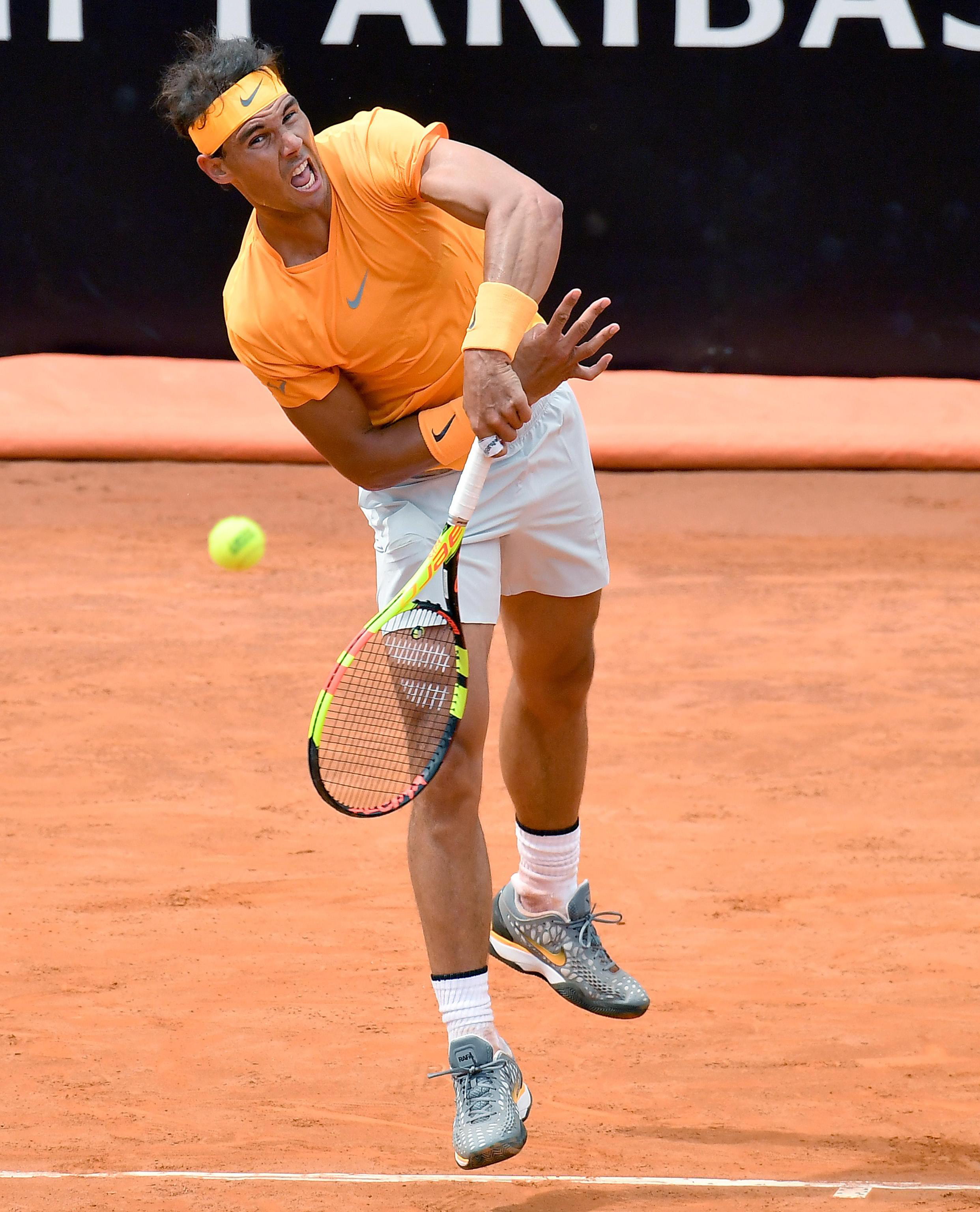 意大利网球队横扫世界网球队,纳达尔三分雨点燃全场 意大利网球队横扫世界网球队,纳达尔三分雨点燃全场