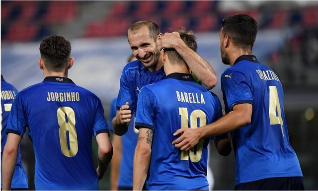 土耳其碾压丹麦，C罗带队取胜