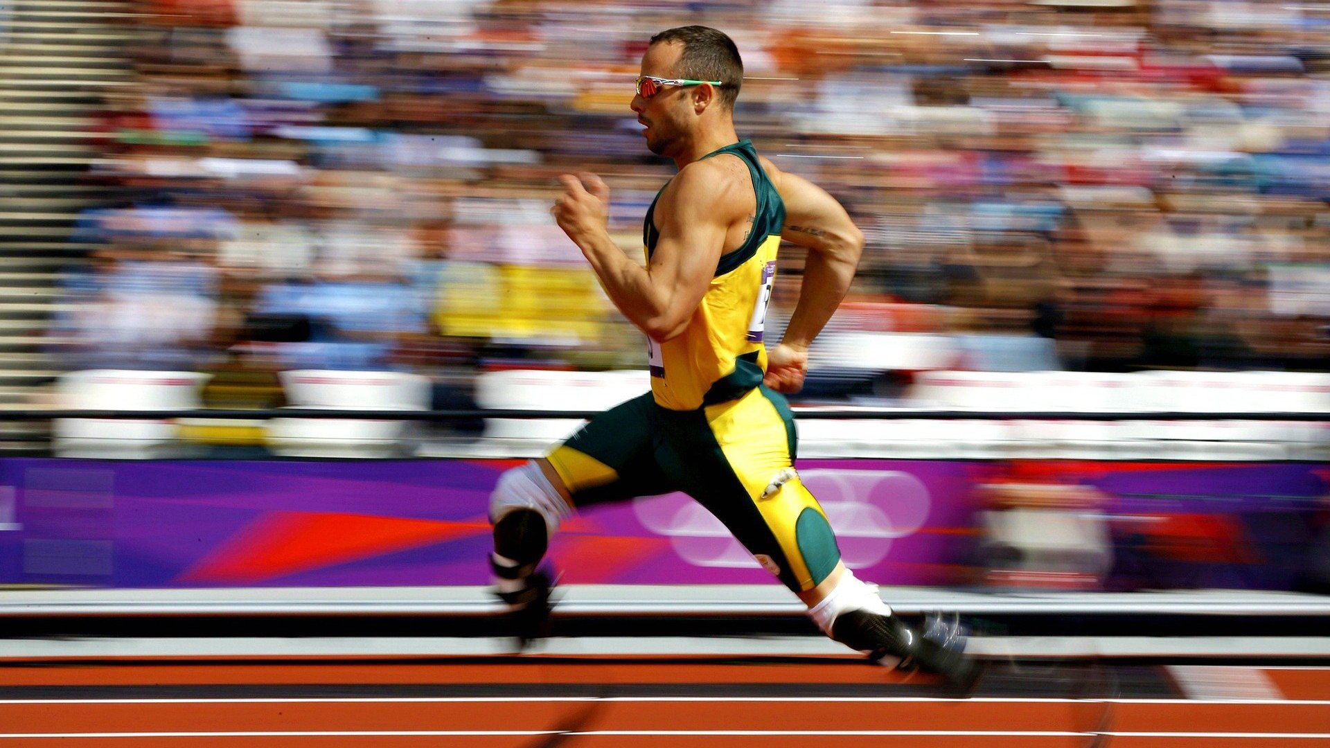 蓝鹰展翅击溃雄狮，阿尔瓦雷斯一锤定音成关键先生